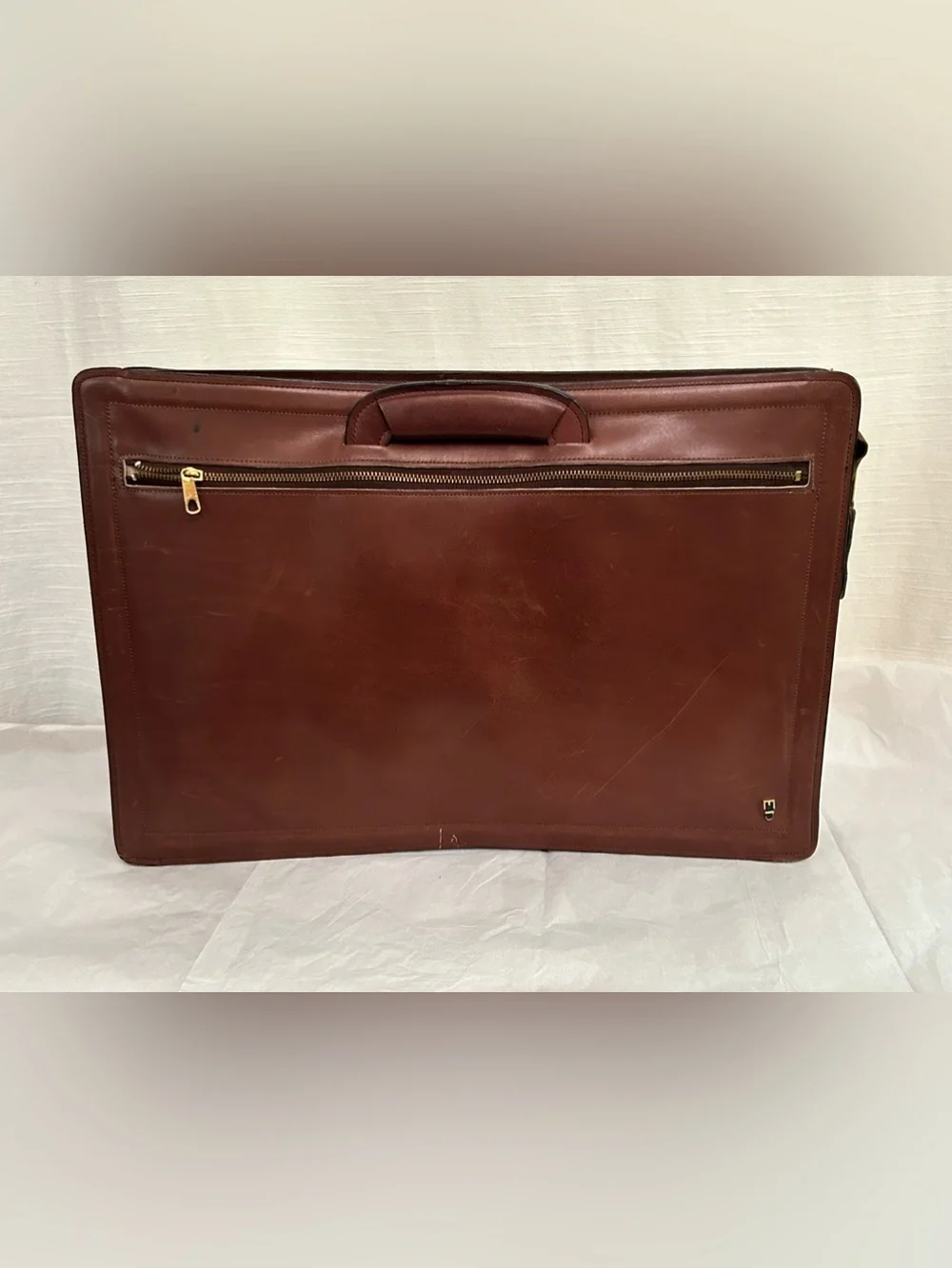 Vintage Men's 100% Leather Briefcase in Deep Brown - Classic Professional Carry